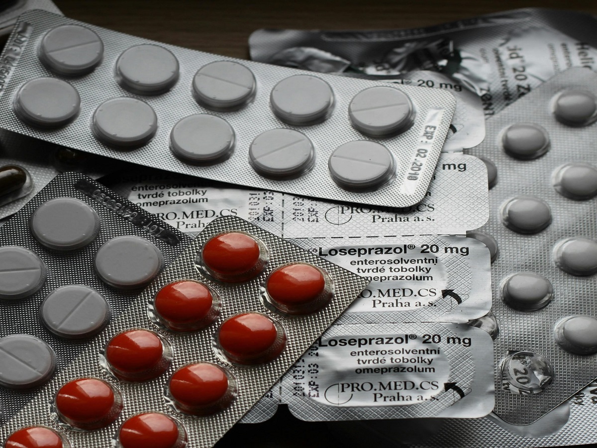 Stomach treatment medications